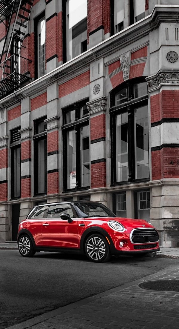 Comment personnaliser l'éclairage de la Mini Cooper pour un look distinctif ?